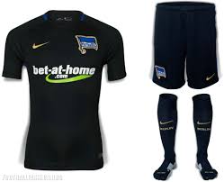 Dies is ein schauplatz meiner kleinen hertha bsc trikotsammlung. Hertha Bsc 2017 18 Nike Home Away And Third Kits Football Fashion