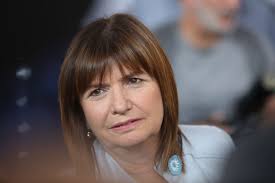 Bullrich, la mujer que se reinventó mil veces en política y da otro paso  como solista para volver al poder