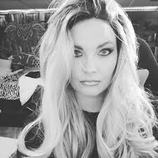 HOW TO BUILD A MUDROOM BENCH >  https://www.thisoldhouse.com/how-to/how-to-build-mudroom-bench