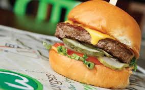 It is owned by chef paul wahlberg and his brothers, actors donnie wahlberg and mark wahlberg. Mark Wahlburg S Tiny Burger Chain Is About To Blow Up Business Insider