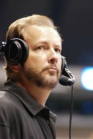 Familiar S.A. voice to host new TV show