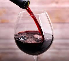 E ami il vino, probabilmente hai ognato di crearne uno tuo a caa. Come Fare Il Vino Dalle More A Casa Una Ricetta