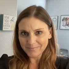 Jennifer Quattrocchi's Instagram, Twitter & Facebook