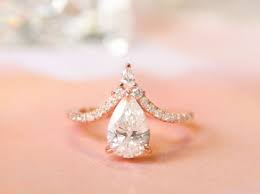 The adverts were stereotypically macho and designed to appeal to the average man with money to spend. Engagement Ring Trends Brilliant Earth