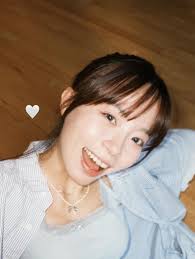 自己人生第一隻派台歌🫶🏻 《求救信號失效》 各大音樂平台已經上架🥳 MV YouTube 已同步上架💗 ——————————————-  然後，好多謝每一個有份幫助過我既人