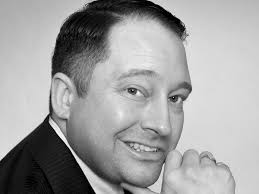 Read reviews of the Care Home Singer Entertainer