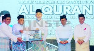 This is the main masjid in kota kinabalu sabah. Sabah Perlu Pejuang Agama Berlandaskan Ekonomi Shafie