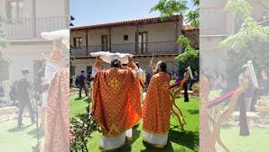 Η ιερά μονή κουδουμά υπάγετε στην ιερά μητρόπολη γορτύνης και αρκαδίας. H Teleth Ths Apoka8hlwshs Sthn Iera Monh Koydoyma E Mesara