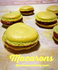 Preparare i macaron richiede una buona capacità e precisione tecnica e un'attrezzatura adeguata. I Miei Primi Macarons Metodo Francese My Shabby Chic Kitchen