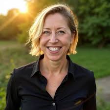 About — Kelly Johnston