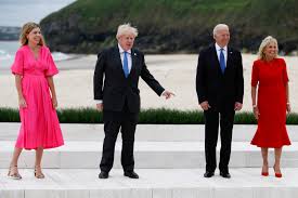 The pair are said to have exchanged vows in westminster cathedral in. Boris Johnson And Carrie Symonds Elbow Bump World Leaders On G7 Beach Todayuknews