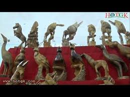Examples Of Bamboo Roots Craft Design Bamboo Crafts In Nepal Bamboo Crafts Design Crafts Bamboo Roots