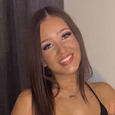 Pamela Stiger's Instagram, Twitter & Facebook