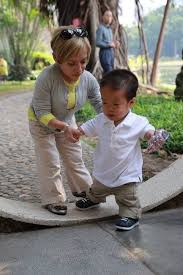 Pin Di The Precious Little Couple