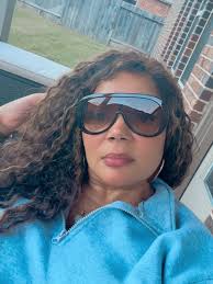 Yana interrupted my photo shoot 🤨