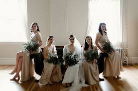 Für mich ist es wichtig, dass die kleidung passt. Was Zieht Man Als Brautjungfer Oder Trauzeugin Zur Hochzeit An Fashion Insider Magazin Modeblog