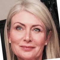 Taryn Stratton's Instagram, Twitter & Facebook