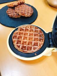 ダイエット ボディメイク にぴったり プロテイン ワッフル 粉なし プロテインで作ります 混ぜて焼くだけ プロテイン レシピ ワッフル プロテイン