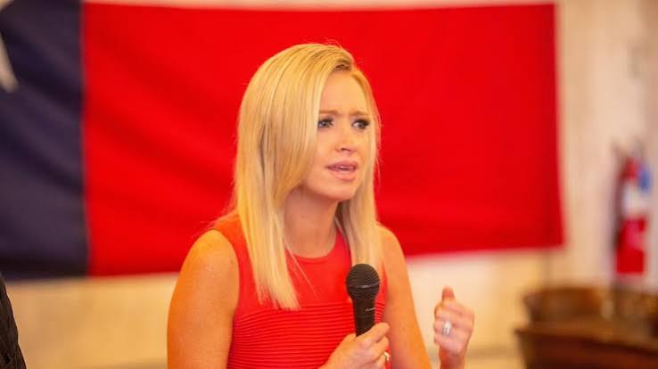Kayleigh McEnany Height