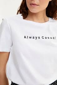 Beyaz Kadin Baskili Kisa Kollu T Shirt 1225896 Defacto Kadin Kadin Tisort Tisort