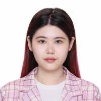 Elsa Lu's Instagram, Twitter & Facebook