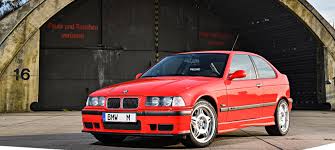 The bmw e36 is the third generation of the bmw 3 series range of compact executive cars, and was produced from 1990 to 2000. The Bmw M3 E36 Compact