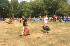 Retrouvez l'ensemble des résultats des villes ou communes du département de la sarthe. Sarthe Au Festival De La Force Les Spectateurs Font Le Spectacle Le Mans Maville Com