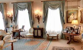 Highgrove house prince charles first bought highgrove house in 1980 and it now serves as his family home. Prince Charles Allows Virtual Tour Of Clarence House And Highgrove Daily Mail Online