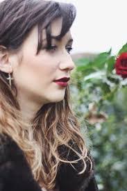 Emily Seaton's Instagram, Twitter & Facebook