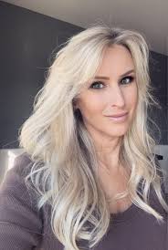 Who can make custom cookies for a bridal shower?