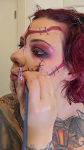 ​⚠️ Stop ! Voici une idée de maquillage halloween facile et rapide inspiré  de "Chucky & Tiffany" pour me rendre à ma 2ème prestation du 31 octobre ! ,  ., ​🎨 Les indispensables: Aquacolor ...