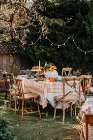 Outdoor Friendsgiving Table Decor Outdoor Thanksgiving Friendsgiving Outdoor Fall Parties
