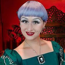 Eileen Galvin's Instagram, Twitter & Facebook