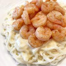 Shrimp Alfredo With Shirataki Noodles Fettuccine Alfredo Was One Of My Favourite Foods Prior T Shirataki Recipes Shirataki Noodles Shirataki Noodles Recipes