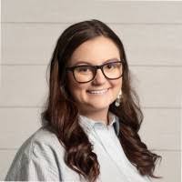 Leanne Hays Email & Phone Number