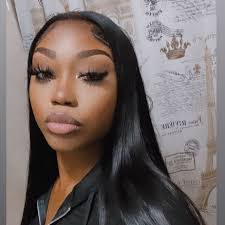 Robin Woolfolk's Instagram, Twitter & Facebook