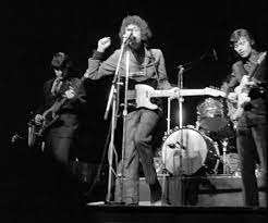 sea of madness bob dylan in 1966 with the hawks aka the band and bob dylan dylan like a rolling stone