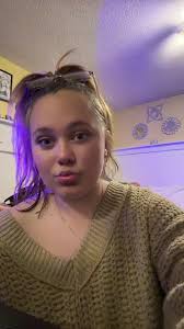 Layla (@louwaite)’s videos with Hands to myself