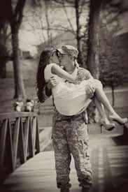 Military couple in texas had a heartwarming reunion. The Perfect Thank You To Military Couples
