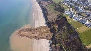 Le château de caernarfon, au pays de galles. Glissement De Terrain Au Pays De Galles Ionnews