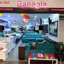 Satu lagi kedai makan menarik di bangi untuk mereka yang ingin mencuba makanan cina halal seperti dim ruangan kedai makan ini tidaklah terlalu besar & waktu tengahari memang selalu penuh. Latest Updates From Pusat Perabot Happy Facebook