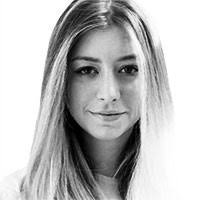 Elizabeth Brockway's Instagram, Twitter & Facebook