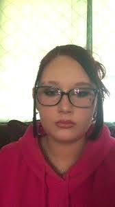 Kara Deaton's Instagram, Twitter & Facebook