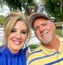 OILFIELD WORKER KILLED: A 27-year-old Waurika man was killed Sunday in an  oilfield accident in Dibble in McClain County. The undersheriff says Shane  Marshall was in a lift as a nearby crane