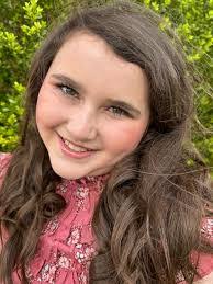 Dominique Sapp's Instagram, Twitter & Facebook