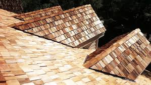 Let the first shake hang over the drip edge, and then nail it in place. Wood Shingle Roofing Contractor In Marin Sonoma Napa And San Francisco