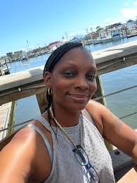 Introducing myself and sharing beach photos