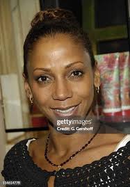 54 Oilily Soho Grande Opening Event With Celebrity Host Holly Robinson  Peete Photos & High Res Pictures