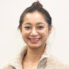 Alexandra Wiley's Instagram, Twitter & Facebook