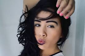La exparticipante de 'protagonistas de nuestra tele' ya había sido noticia por aparecer presuntamente borracha en un andén. Sin Extensiones Asi Quedo Yina Calderon Tras Protagonizar Pelea En Via Publica El Universal Cartagena